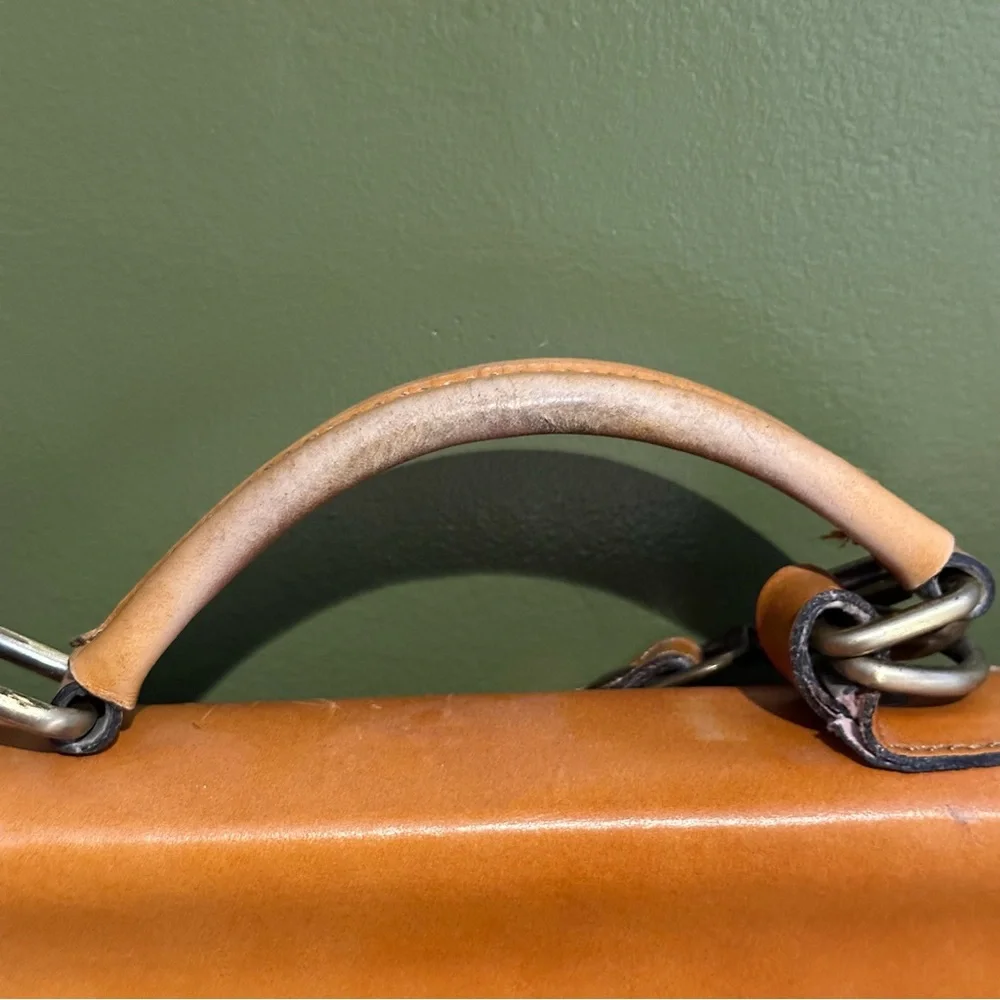 Persaman New York Tan Leather Briefcase
